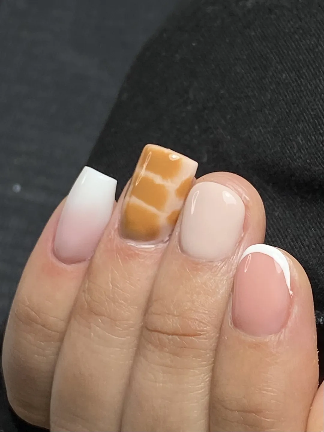Rallongement french & marbré cognac — réalisation d'élève — CM NAILS Bordeaux