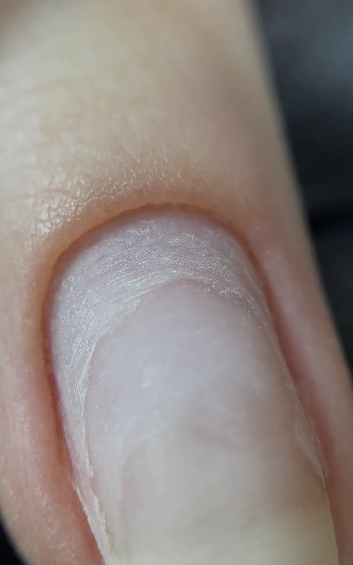 Préparation manucure russe, cuticules nettes — CM NAILS Bordeaux