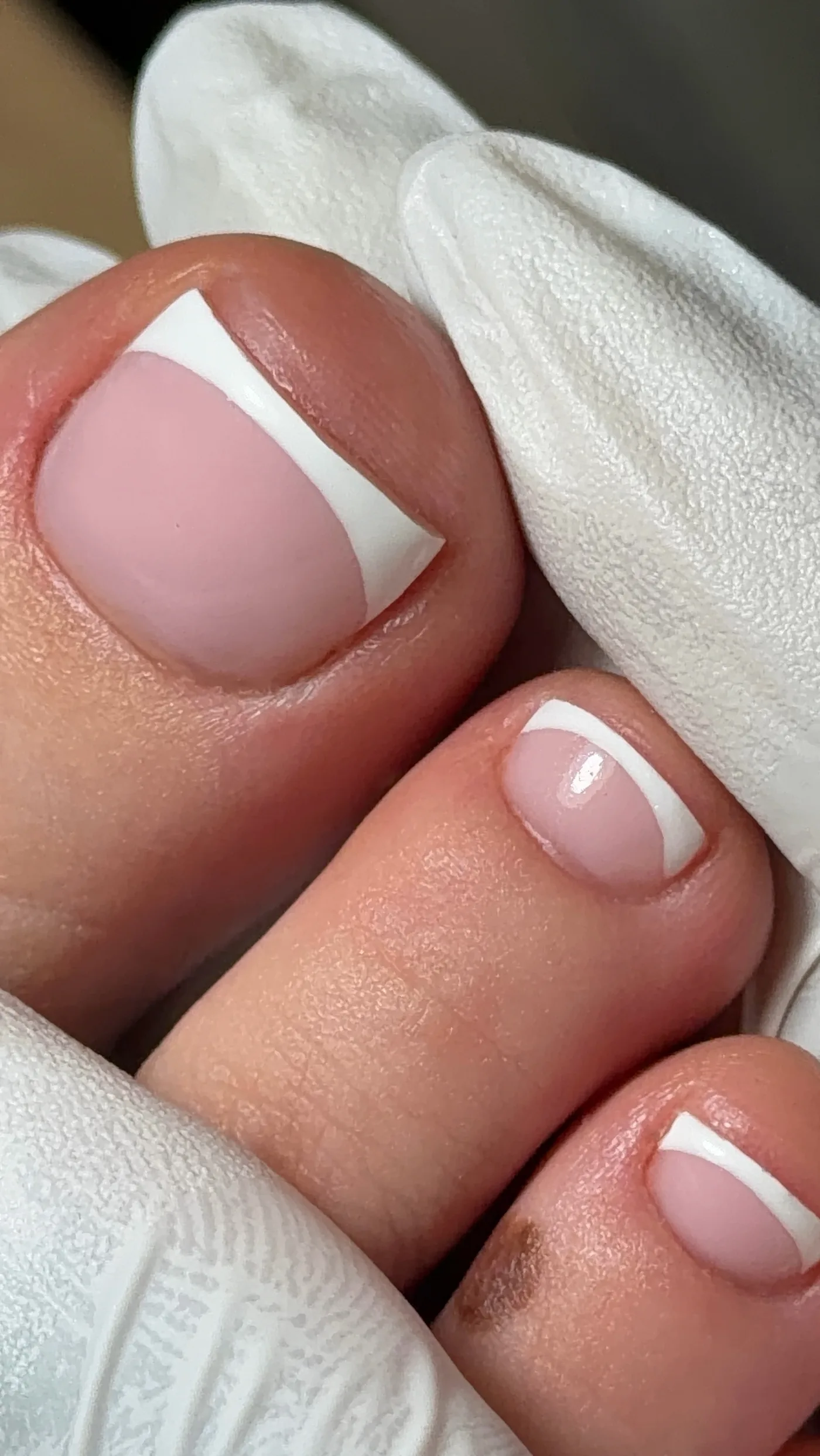 French pédicure — réalisation CM NAILS Bordeaux